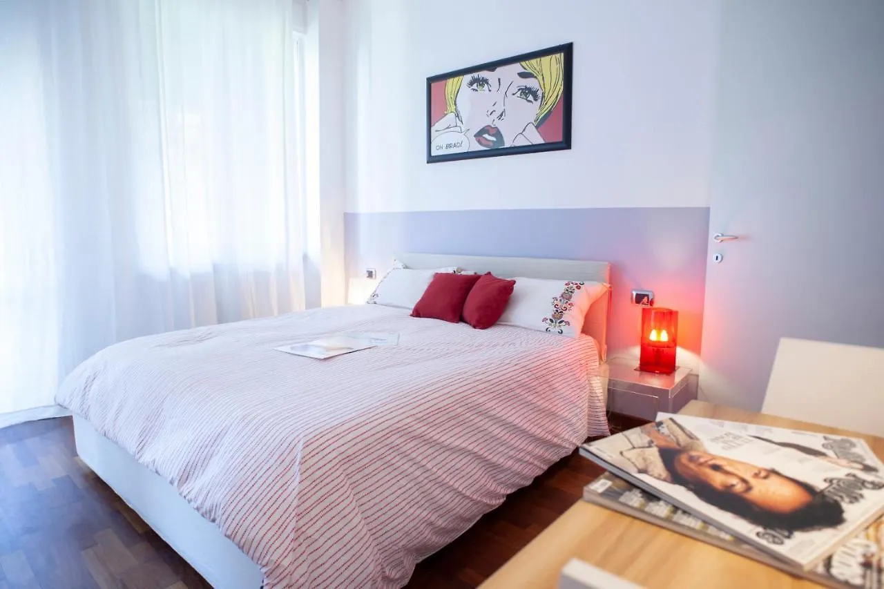 Pop_House, In The Heart Of Milano! Apartment Italy